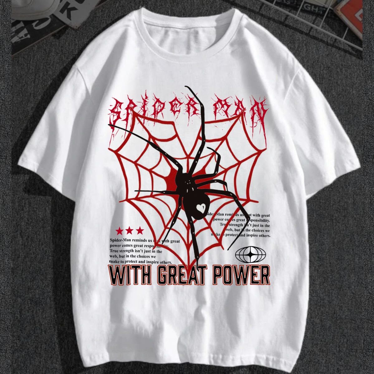 Beyaz Örümcek Ağı Whıte Great Power Baskılı T-Shirt