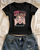 Stay Weırd Baskılı Siyah Kemer Boy Y2K Kısa Kollu Crop
