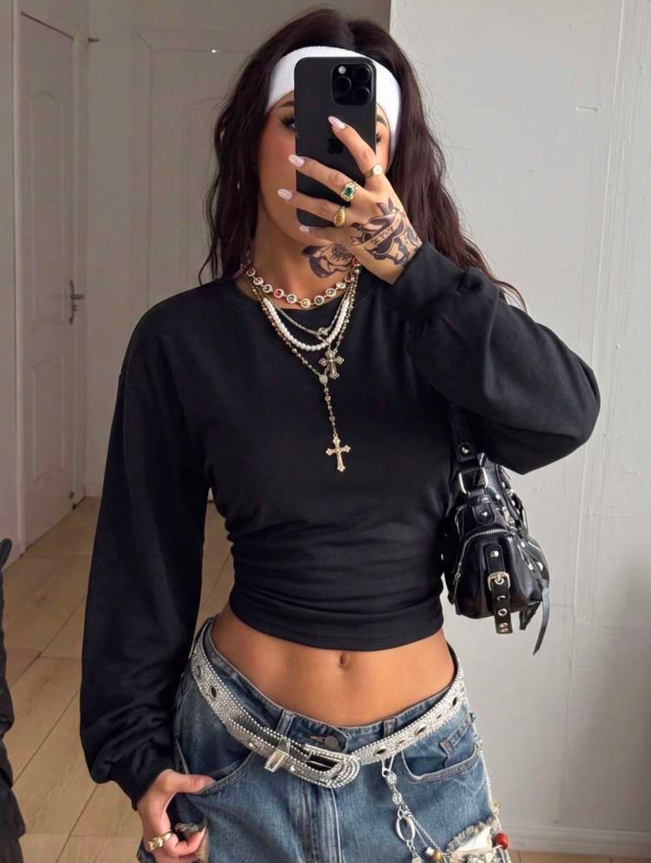 Looc Uzun Kol Bel Büzgülü Likralı Body