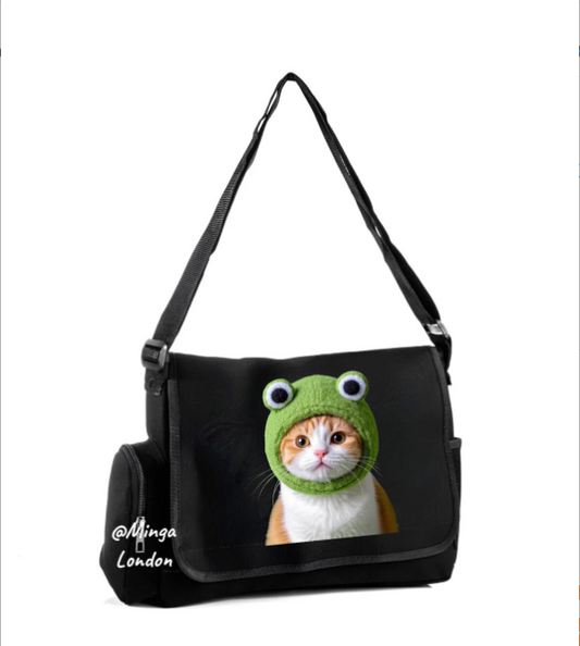 Siyah Cute Cat Postacı Çantası