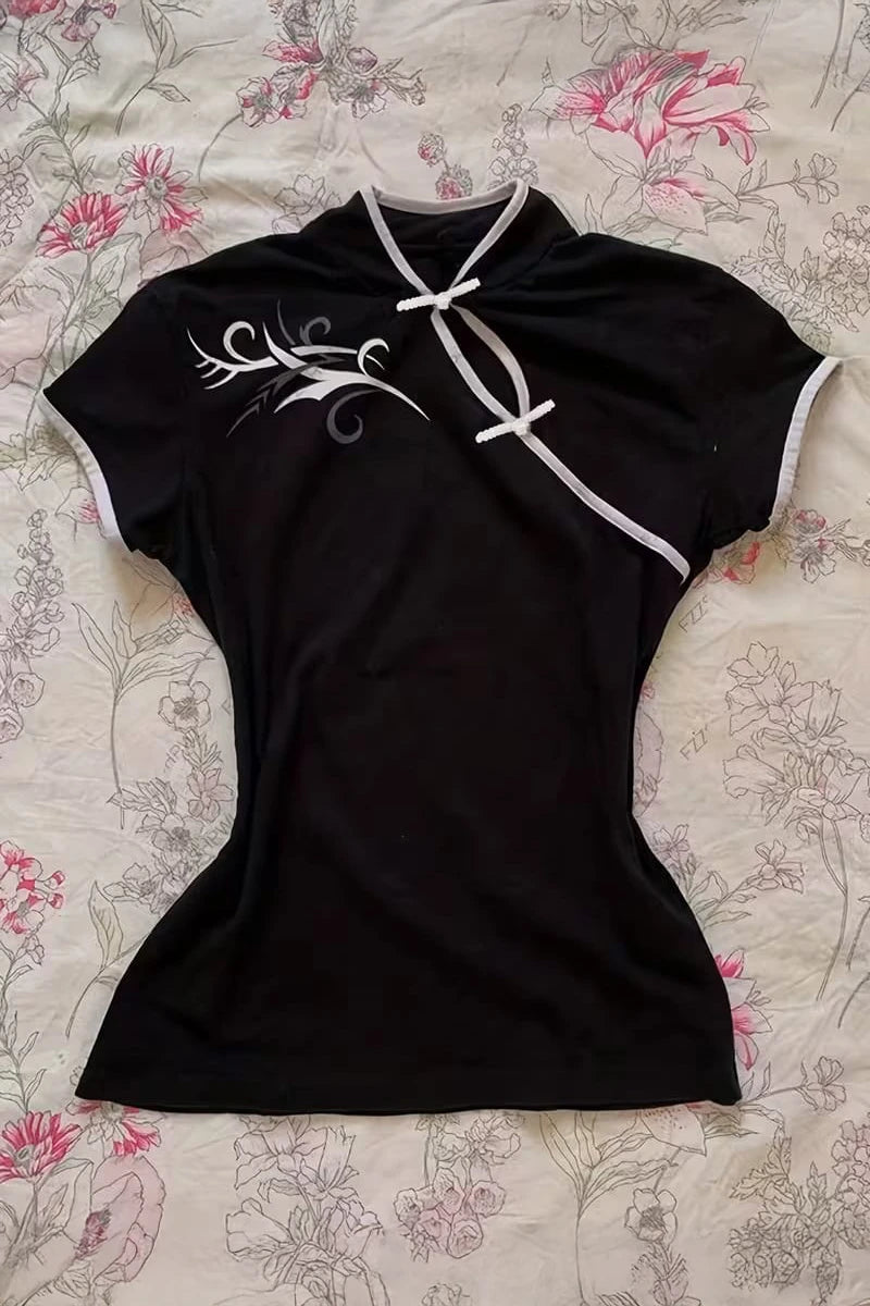 Siyah Çin Yakalı Floral Motifli Beyaz Şeritli Vintage Y2K Kısa Kollu Crop