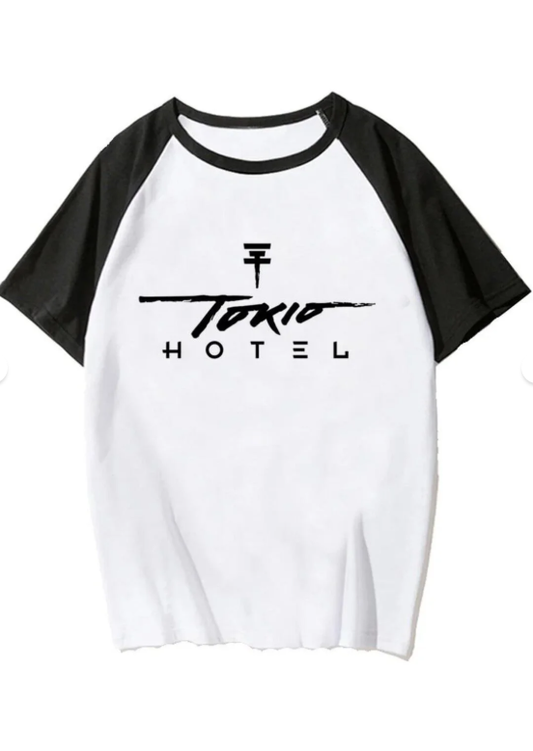 Tokio Hotel Beyaz Reglan Kol Oversize T-shirt