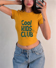 Cool Kids Club Baskılı Kemer Boy Y2K Kısa Kollu Crop