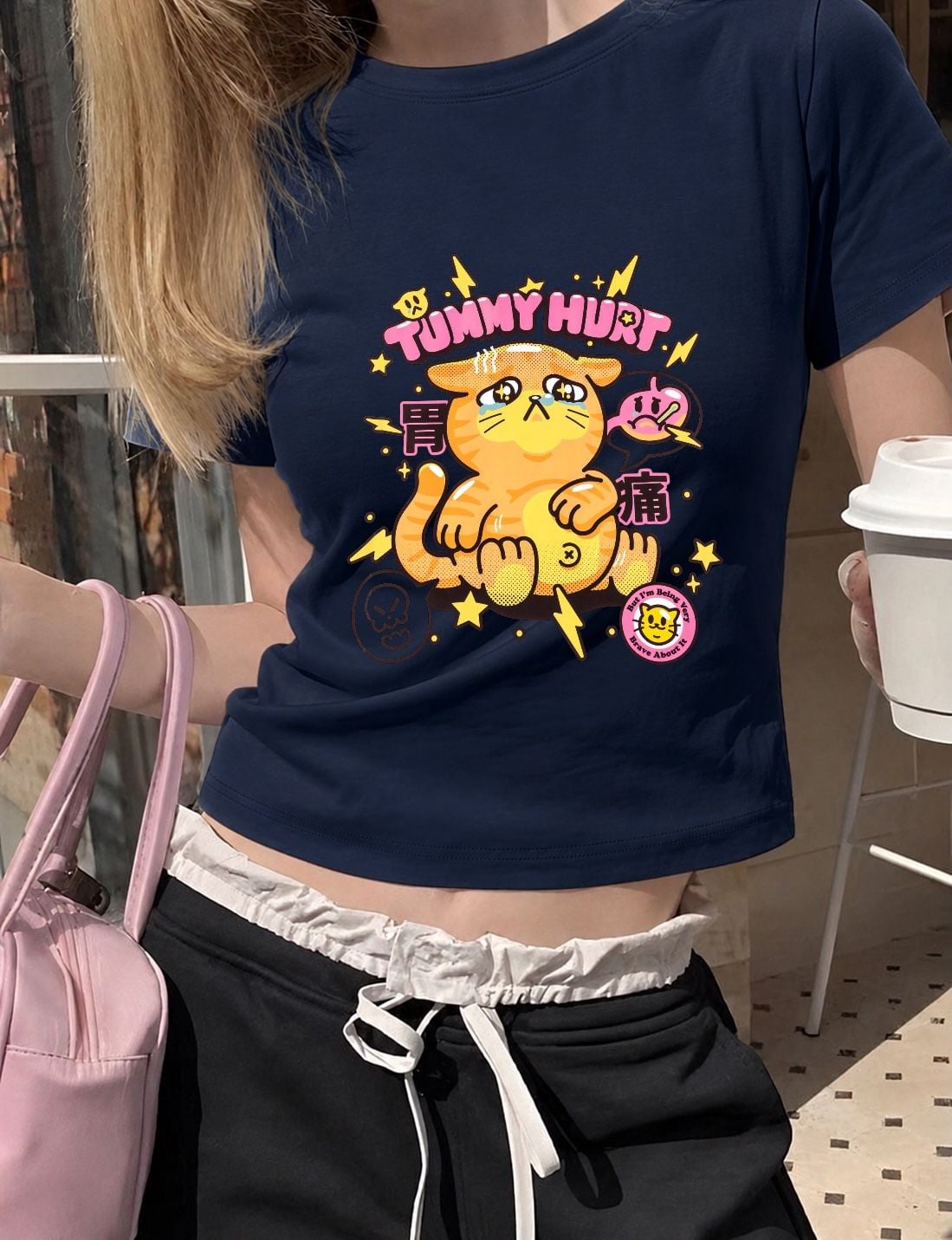 Tummy Hurt Baskılı Lacivert Kemer Boy Y2K Kısa Kollu Crop